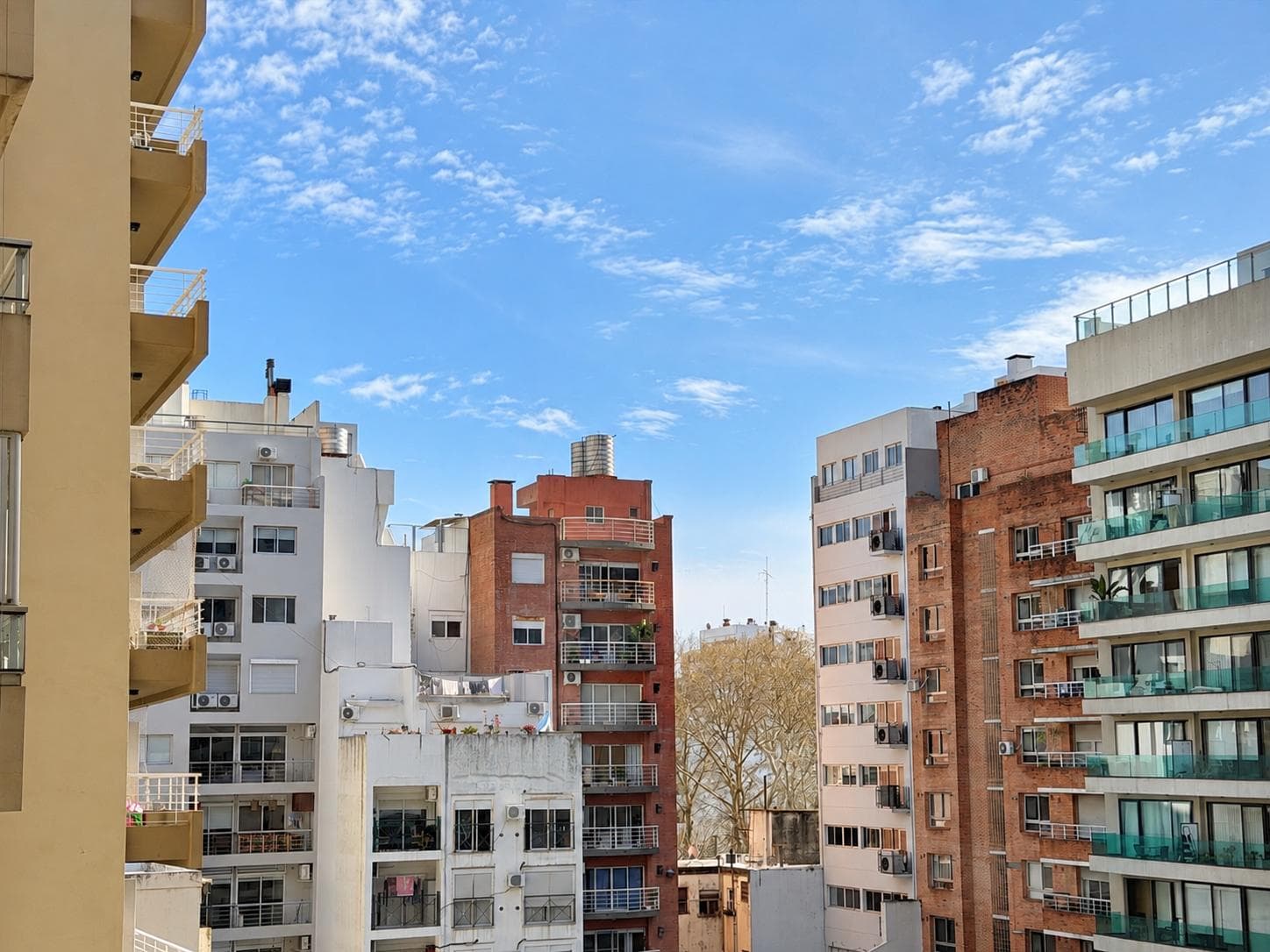 3-Room Apartment with Pool and Laundry Room for Sale - Nuñez