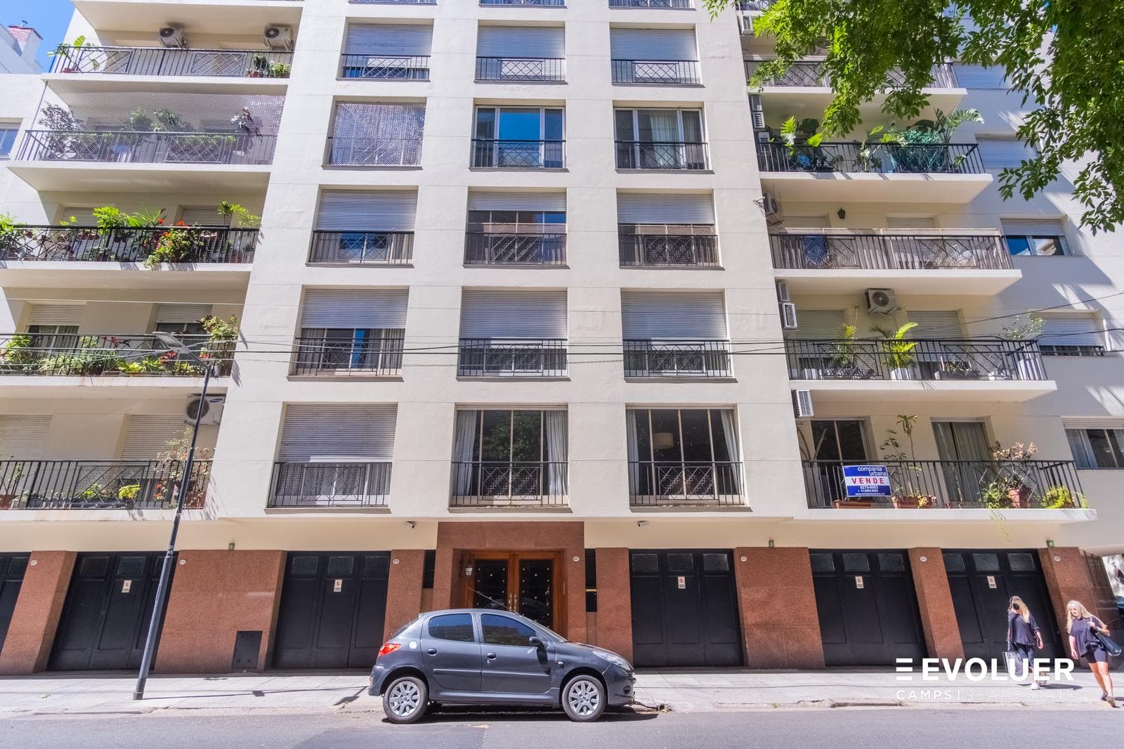 4-room apartment for sale with balcony, garage, and storage room - Palermo