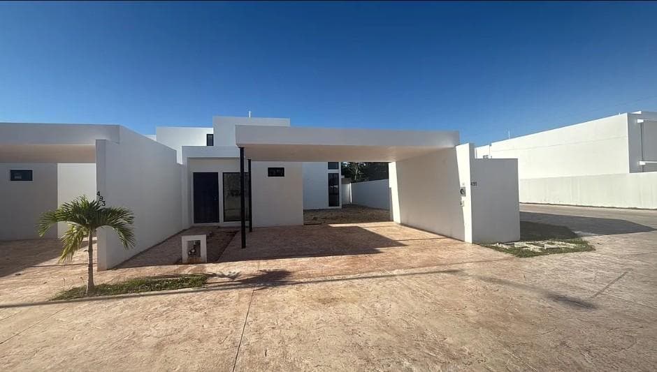 Lot on Privada Soluna in Temozón Norte