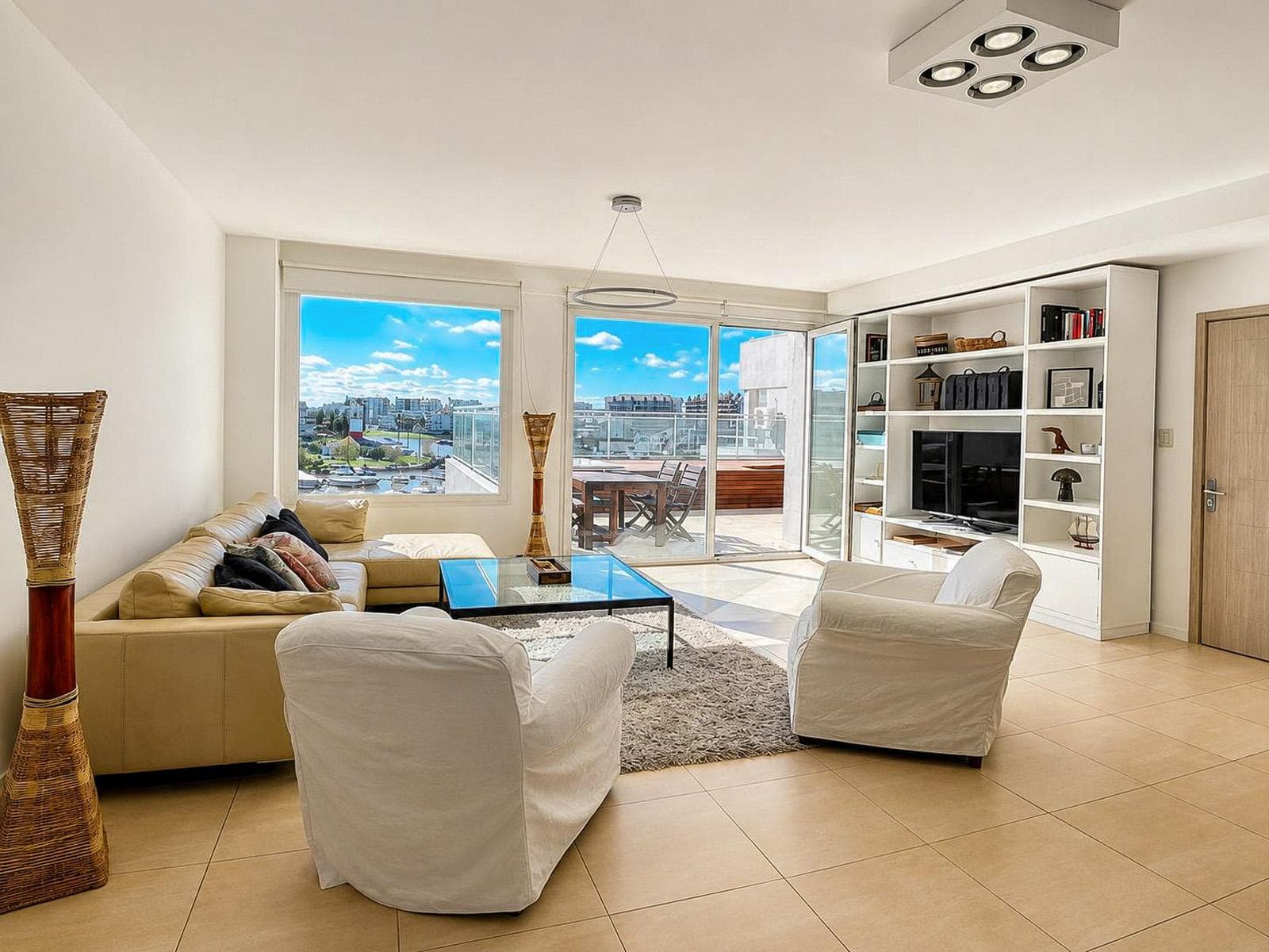 3-Bedroom Apartment for Sale with Terrace and Jacuzzi, Bay View, in the Loft Building in Bahía Nordelta