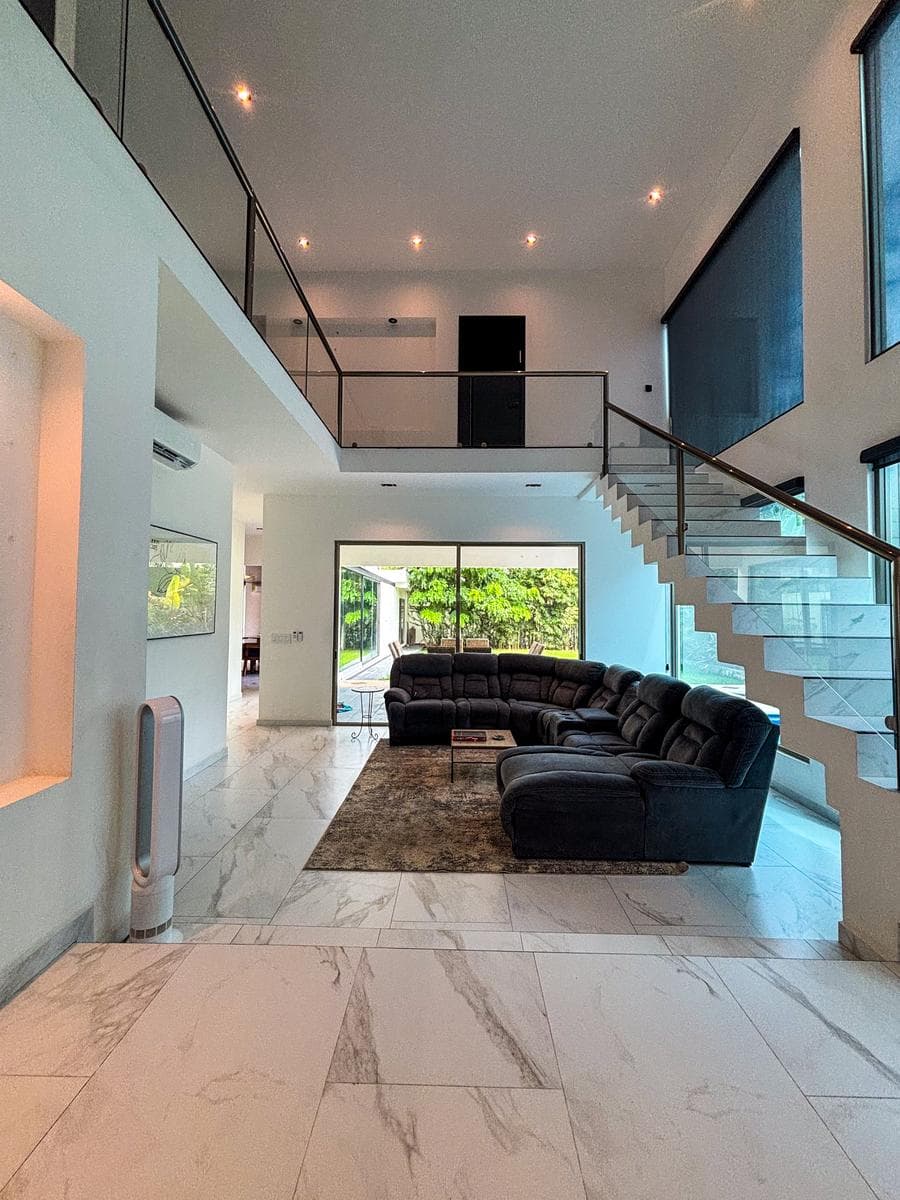 House for Sale in Villamagna
