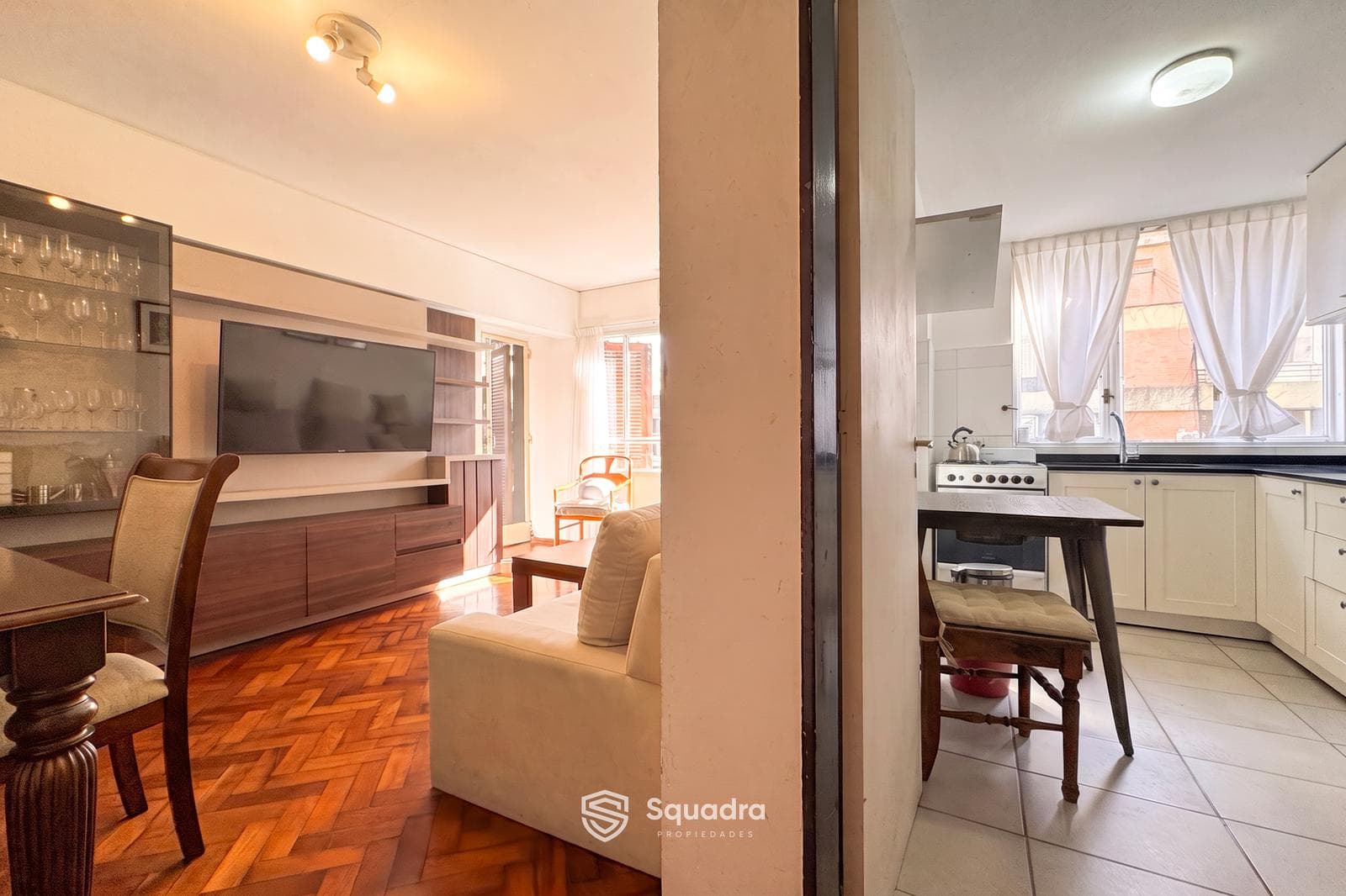 FOR SALE - 2-bedroom apartment in CIROS II - Downtown, Rosario.
