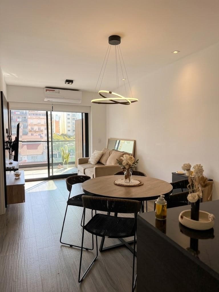 Beautiful 2-room apartment with a master suite, guest bathroom, pool, and barbecue in Villa del Parque
