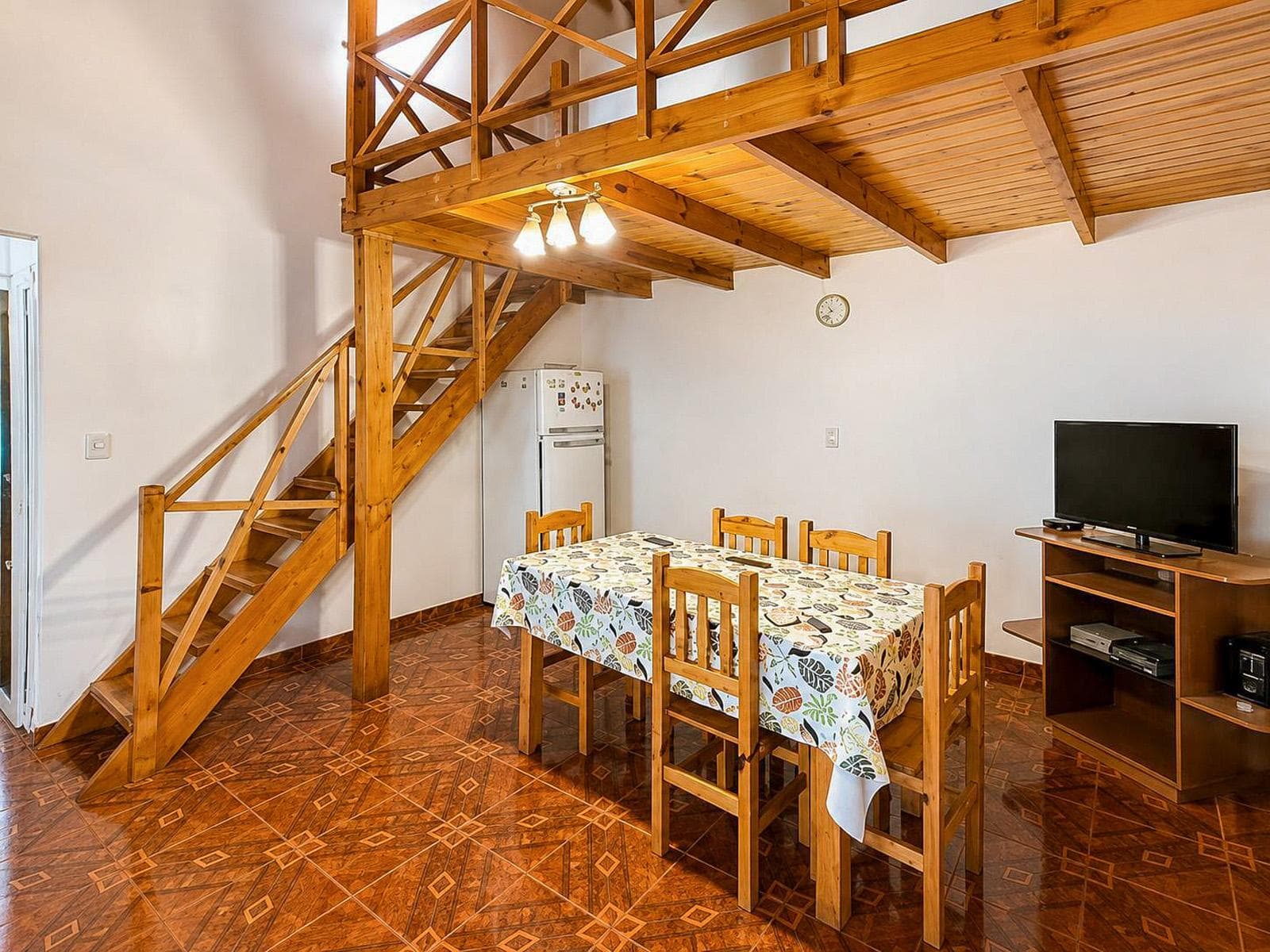 For sale: Duplex with 4 rooms and furniture in Mar del Tuyú, 200 meters from the sea.