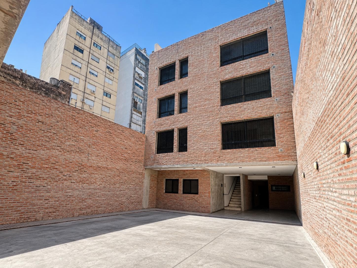 STUDIO APARTMENT FOR SALE, 1100 PTE. ROCA, DOWNTOWN