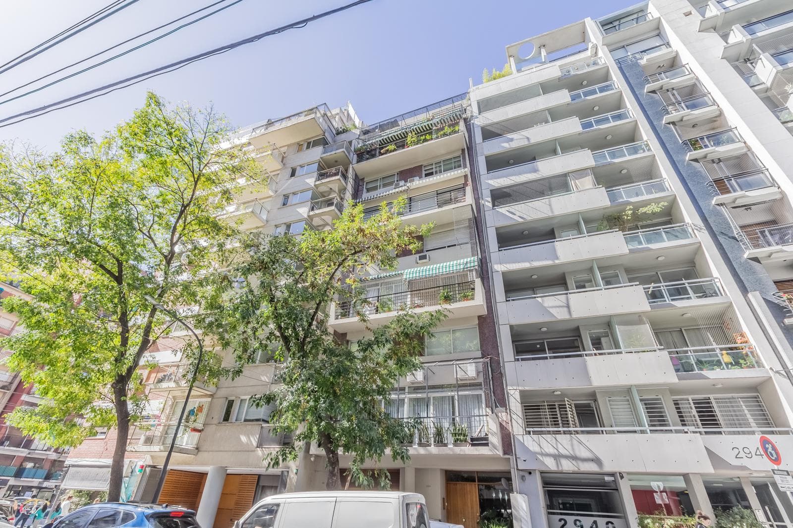 For Sale: Belgrano R, 5-room duplex apartment with 4 bedrooms and a maid's quarters; option for a dedicated parking space