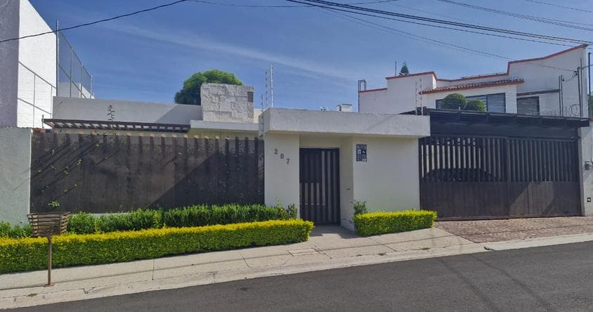 House in Juriquilla