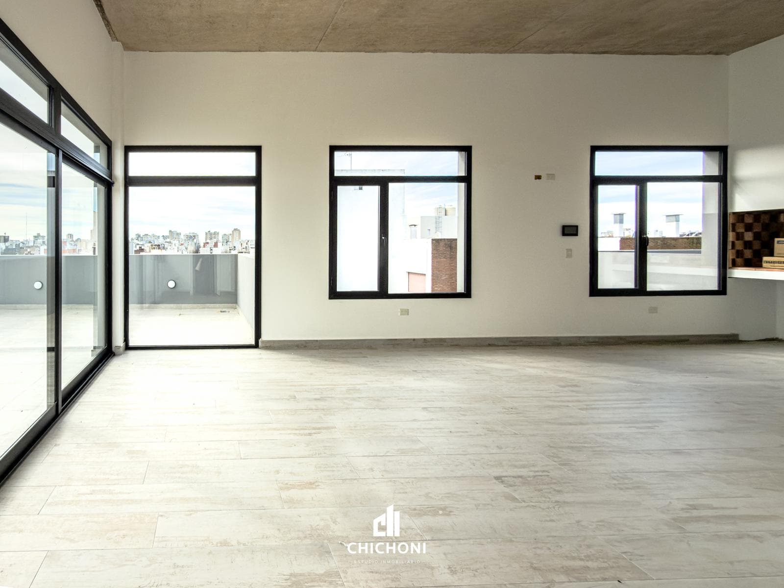 For Sale - Double-height loft with a large private terrace - Chauvin Neighborhood - Brand-new