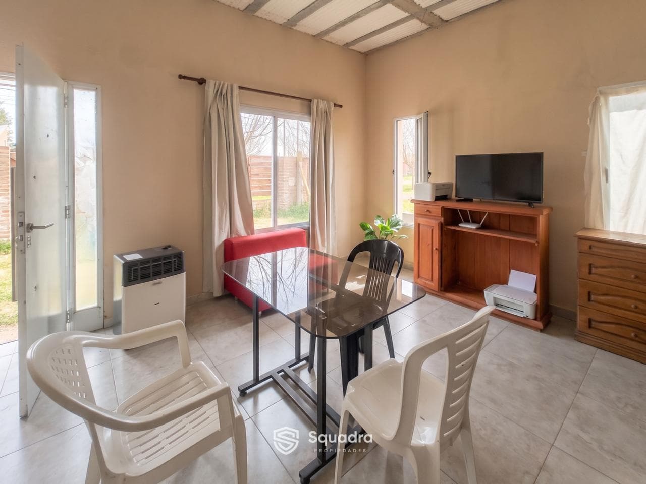 FOR SALE | TRADE - 4-bedroom house with garden and pool - Coronel Domínguez, Santa Fe.