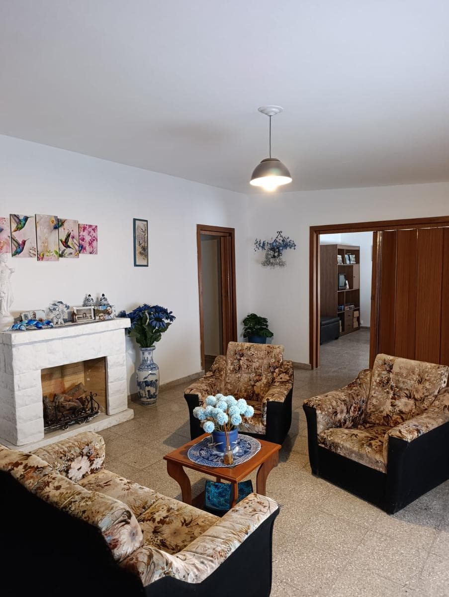 2-Bedroom House for Sale in the Palmar Neighborhood