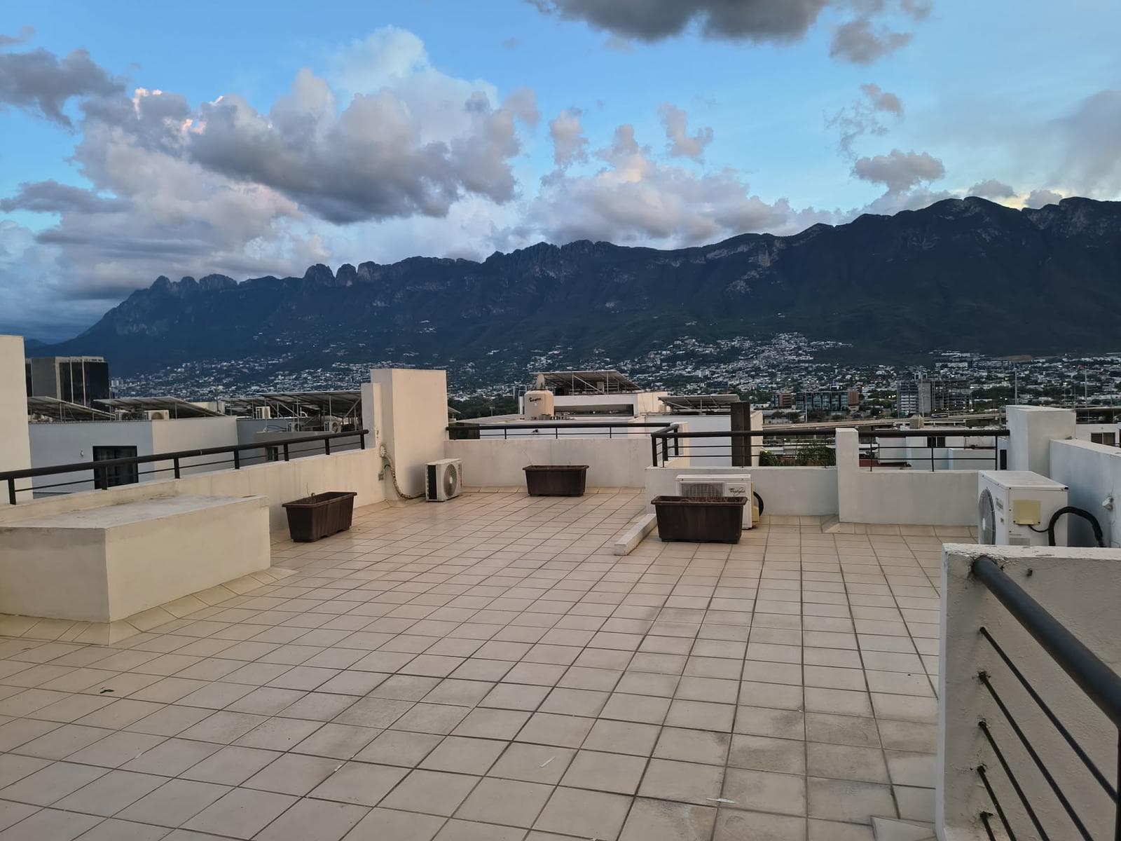 HOUSE FOR SALE IN COLINAS DEL VALLE