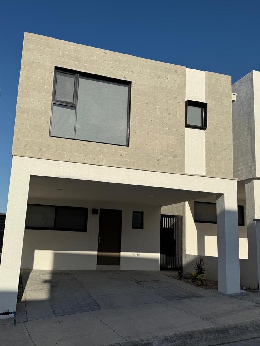HOUSE FOR RENT IN CUMBRES CATANIA - DOMINIO CUMBRES