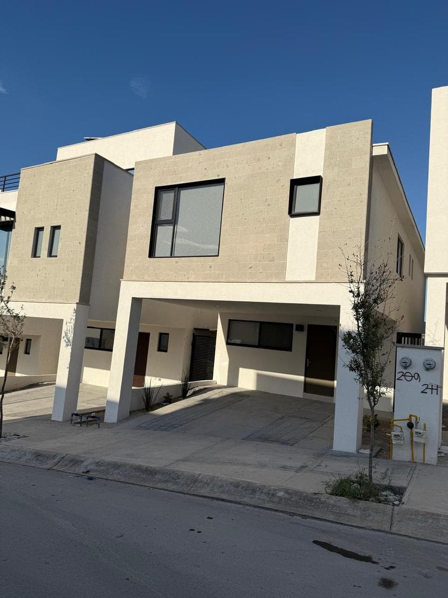 HOUSE FOR RENT IN CUMBRES CATANIA - DOMINIO CUMBRES