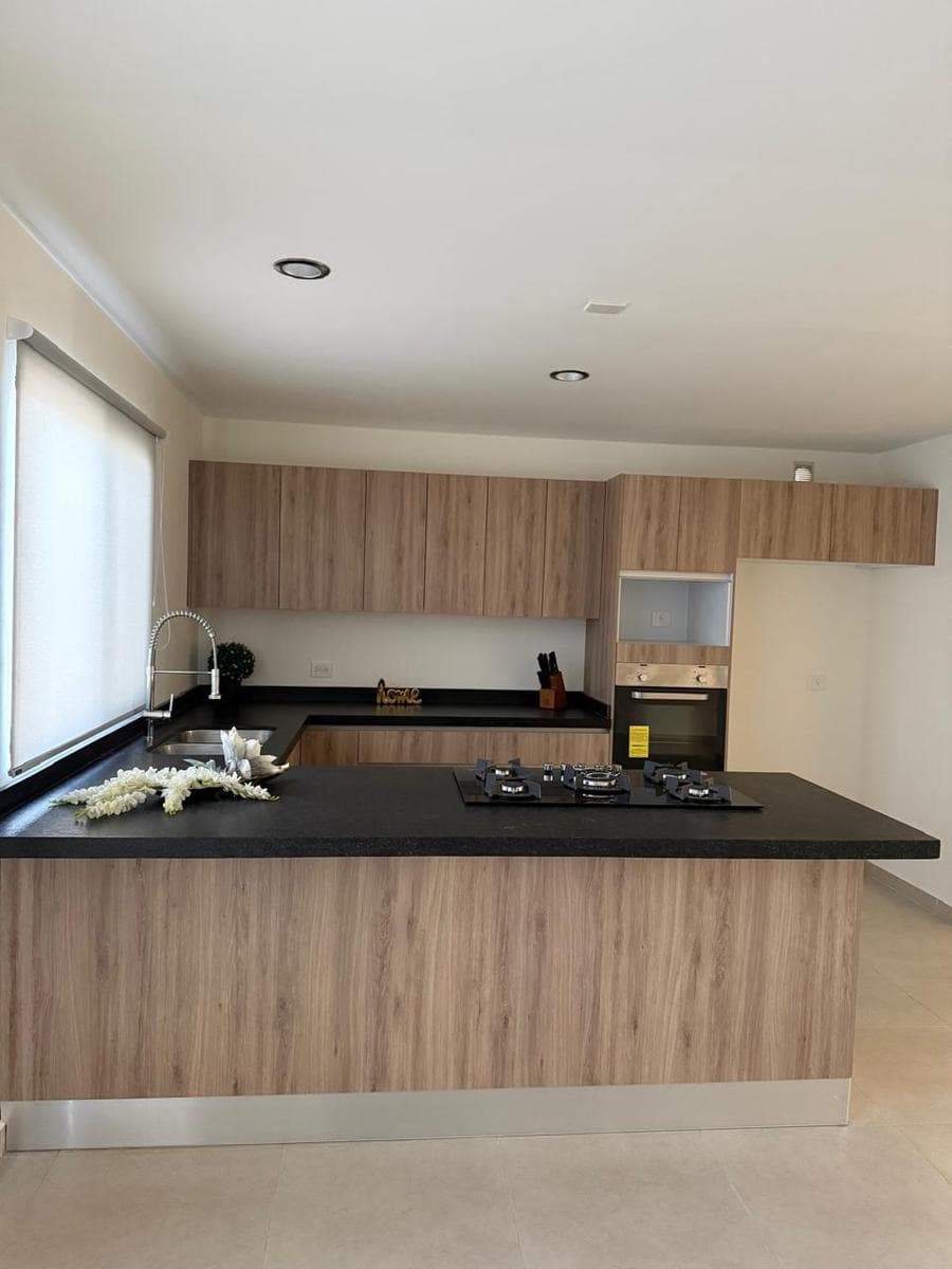 HOUSE FOR RENT IN CUMBRES CATANIA - DOMINIO CUMBRES