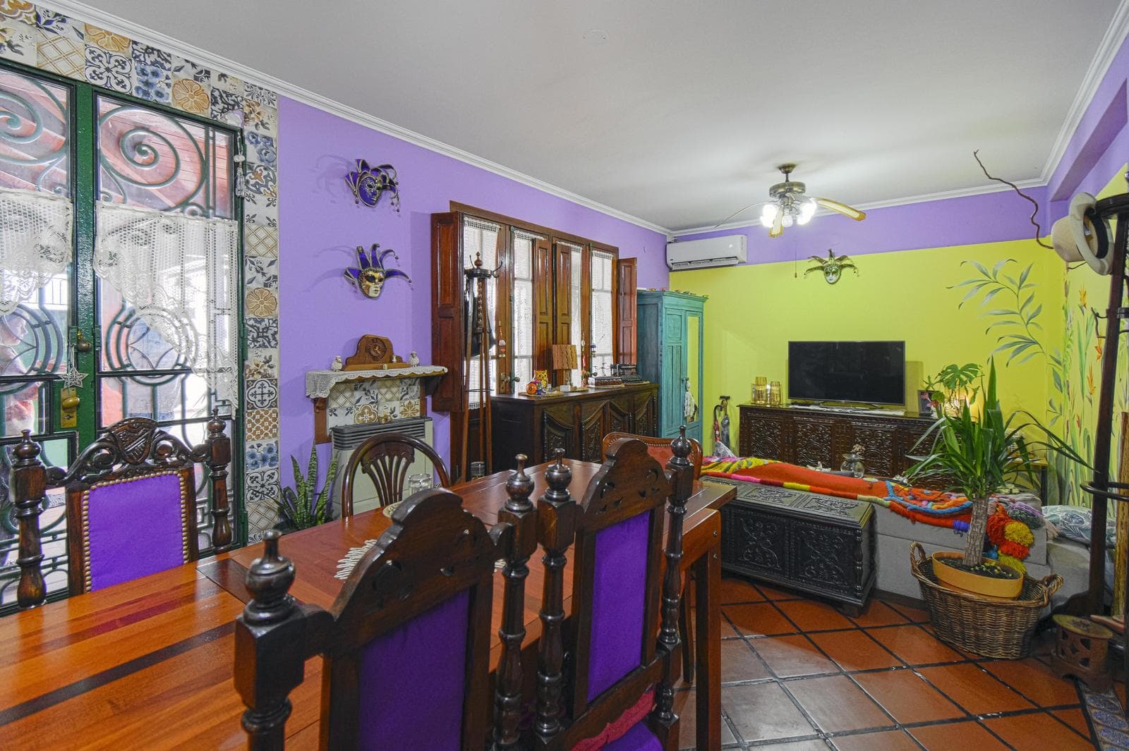 3-room house for sale with potential for expansion, garden, and garage in Moreno