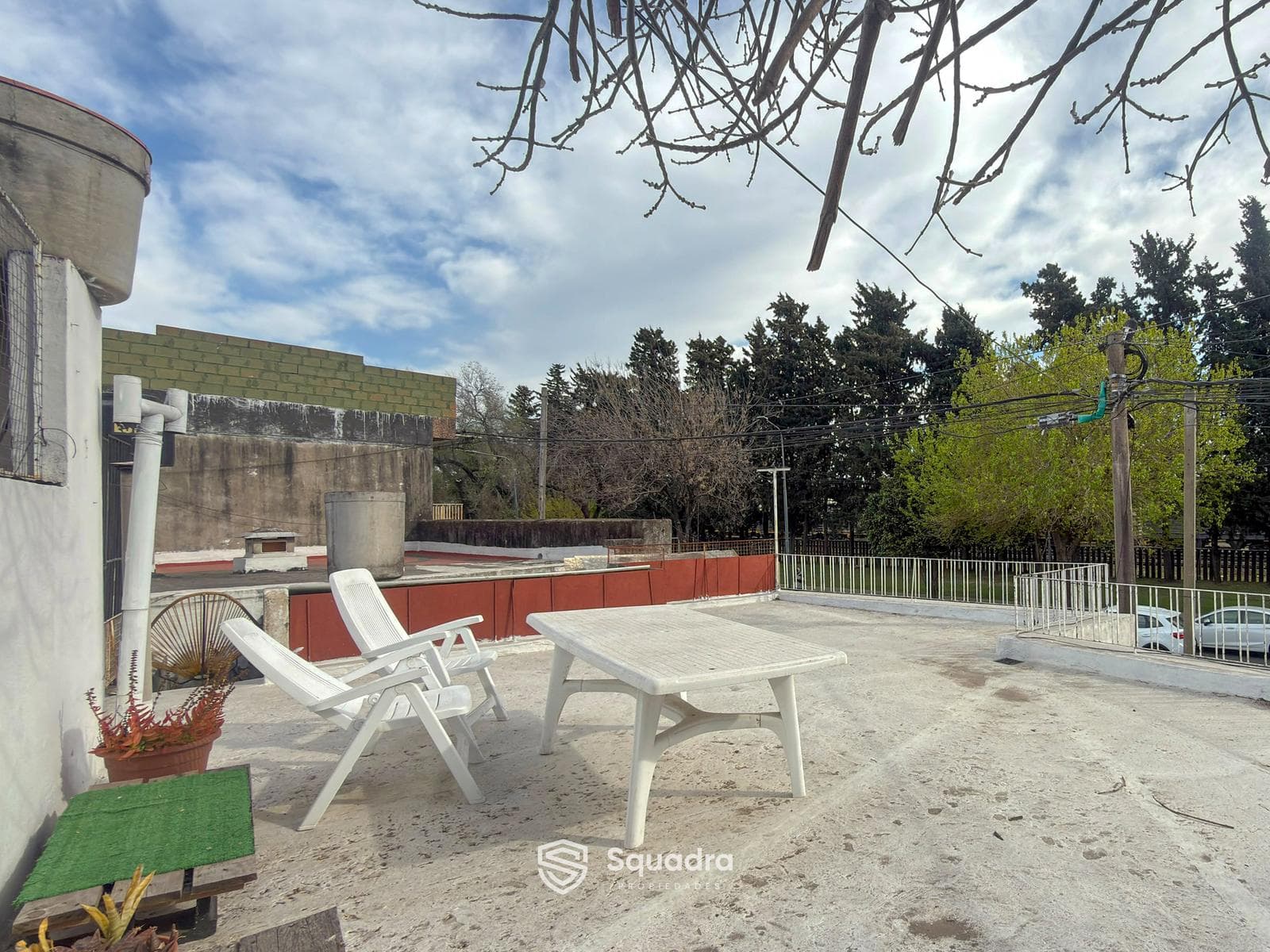 FOR SALE | TRADE - 1-bedroom house with a patio and terrace. Not a condominium - Luis Agote neighborhood, Rosario