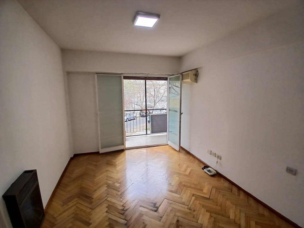 For Rent: 3-room apartment suitable for professionals in Villa Devoto