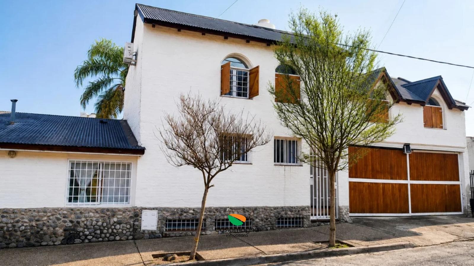 3-Bedroom House with a Large Yard in the Pueyrredón Neighborhood