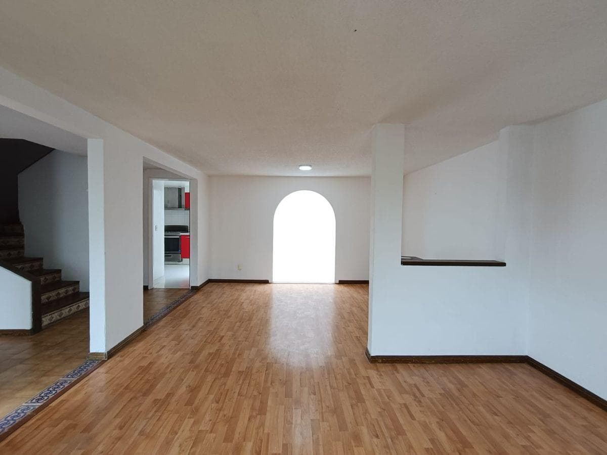 House in a Condominium Complex for Sale in Desierto de los Leones, Álvaro Obregón