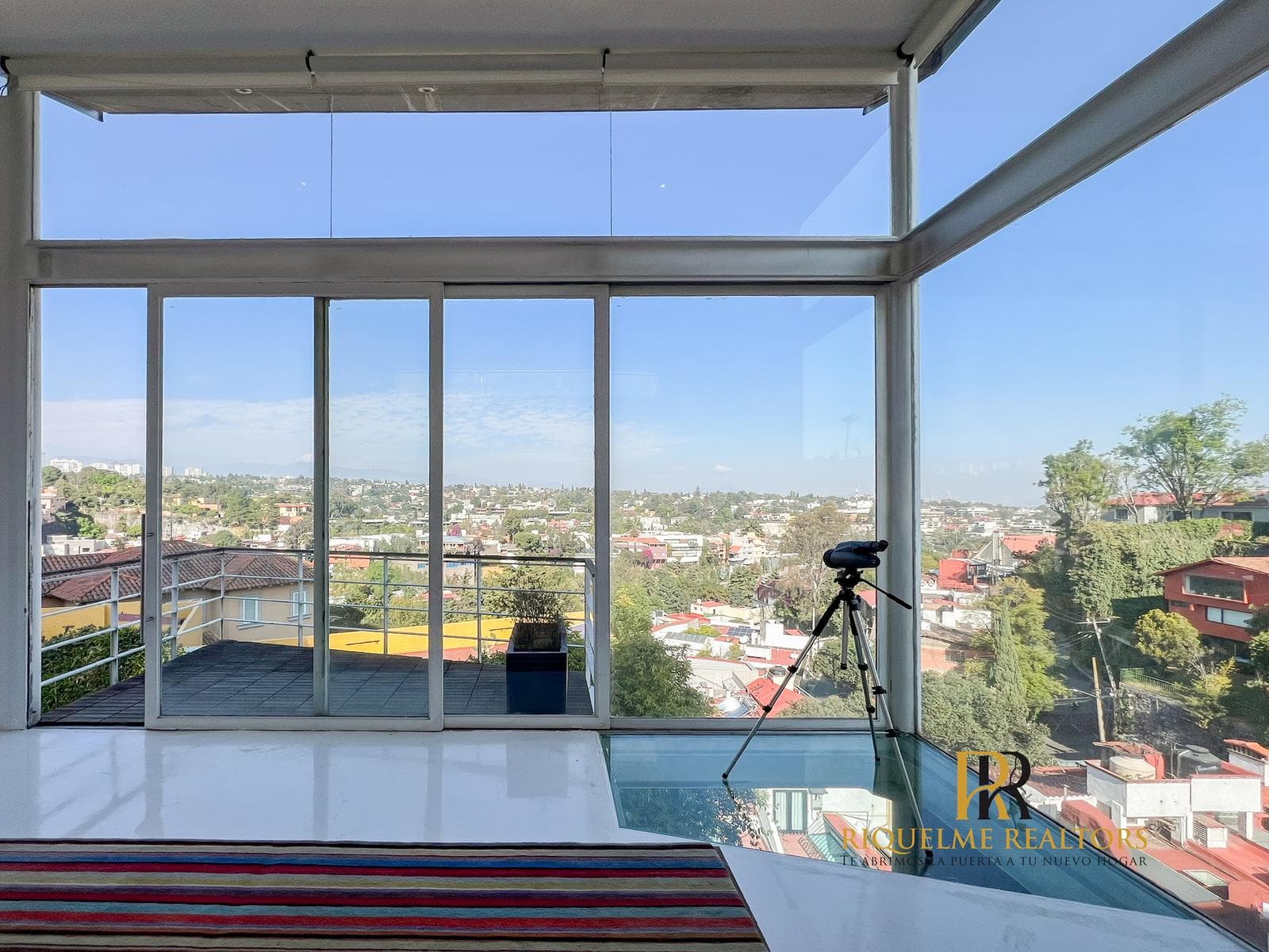 TOWN HOUSE EN VENTA REAL DE LAS LOMAS