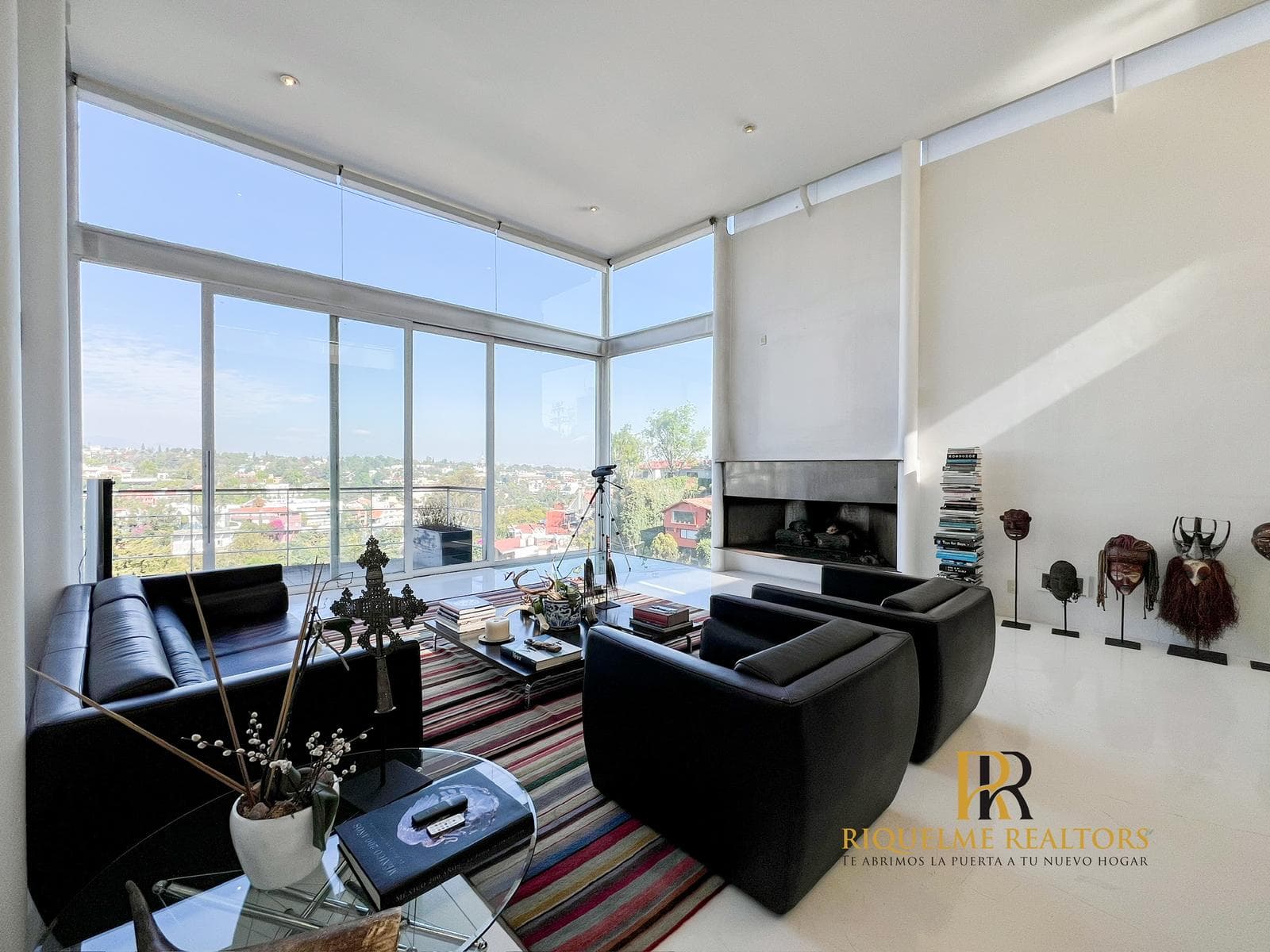 TOWN HOUSE EN VENTA REAL DE LAS LOMAS