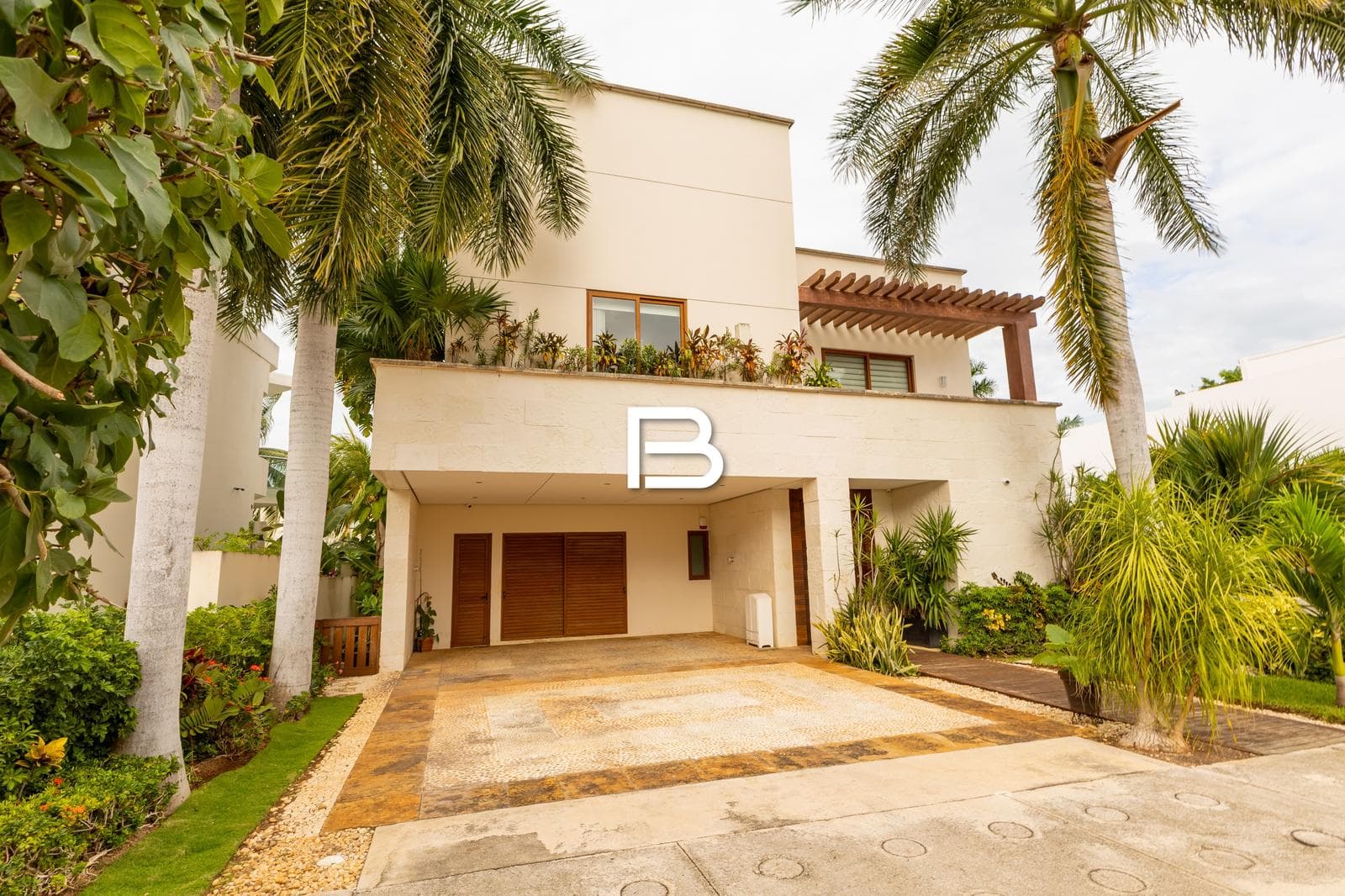 House in Puerto Cancún