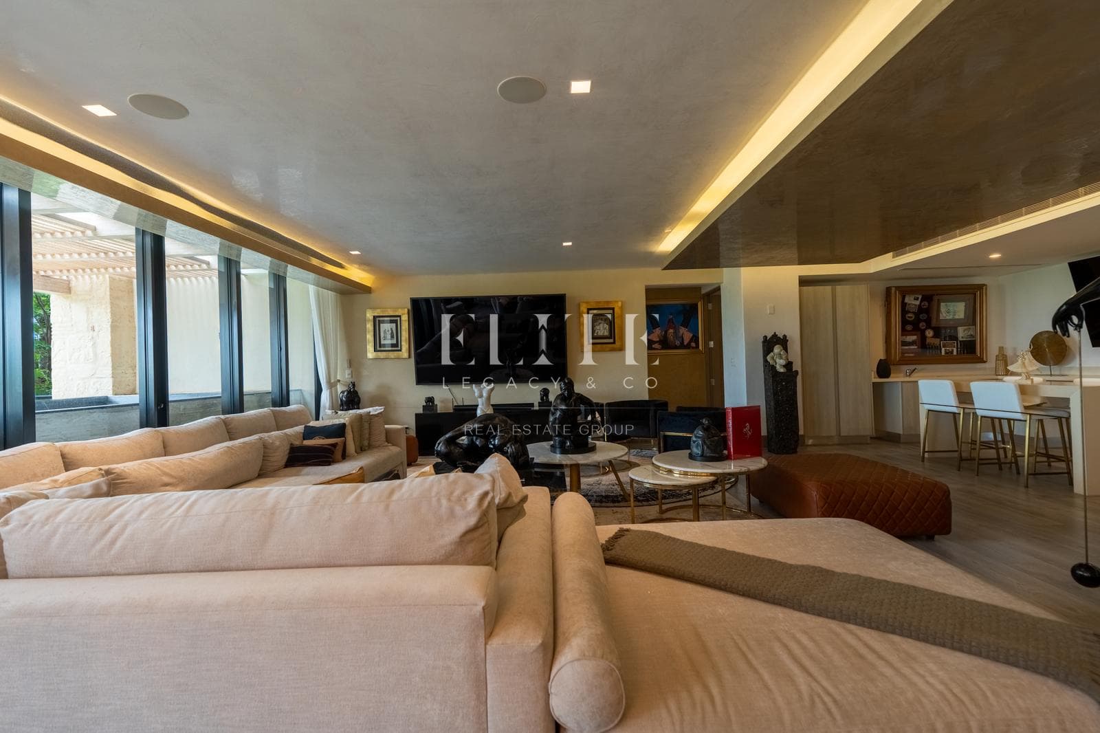 Departamento de 5 Recámaras en Venta en Ka'anali Puerto Cancún Amueblado