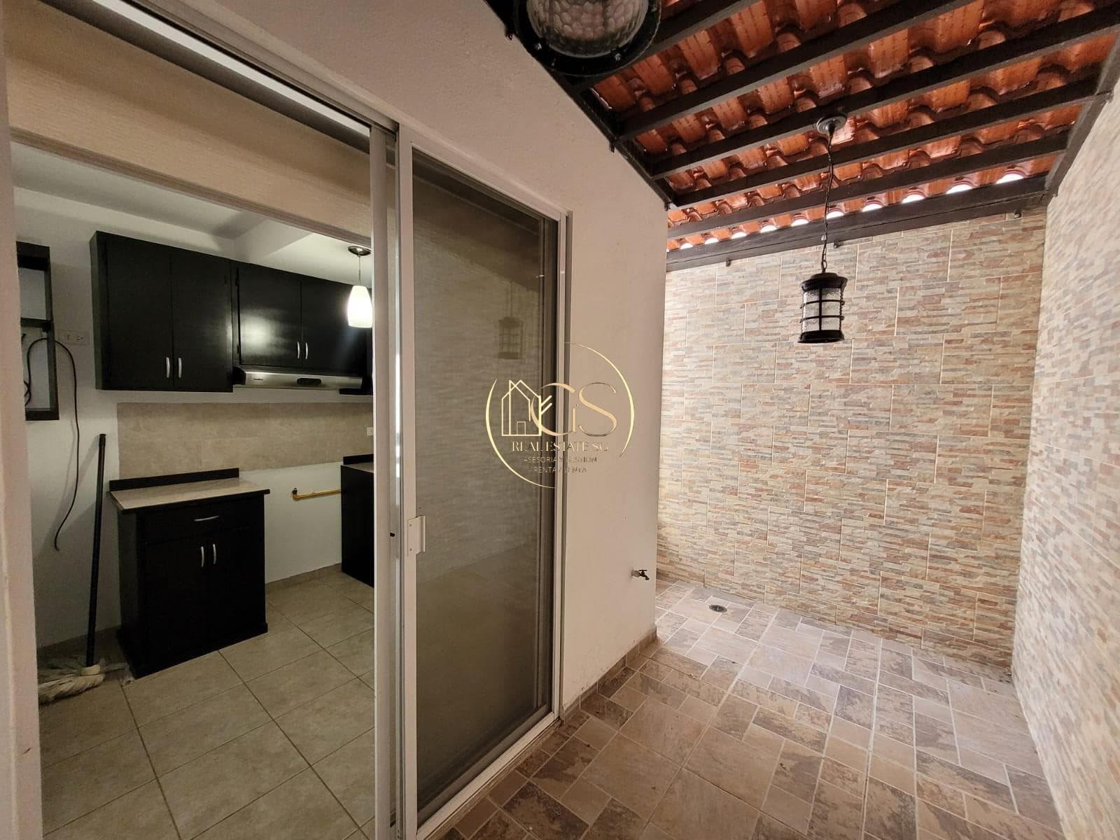 HOUSE FOR SALE: GRAN HACIENDA CELAYA