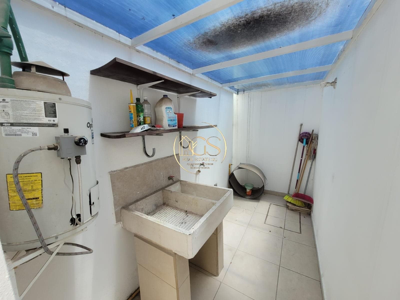 HOUSE FOR SALE: GRAN HACIENDA CELAYA