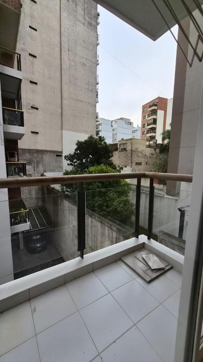 Beautiful apartment with a balcony - Very bright
