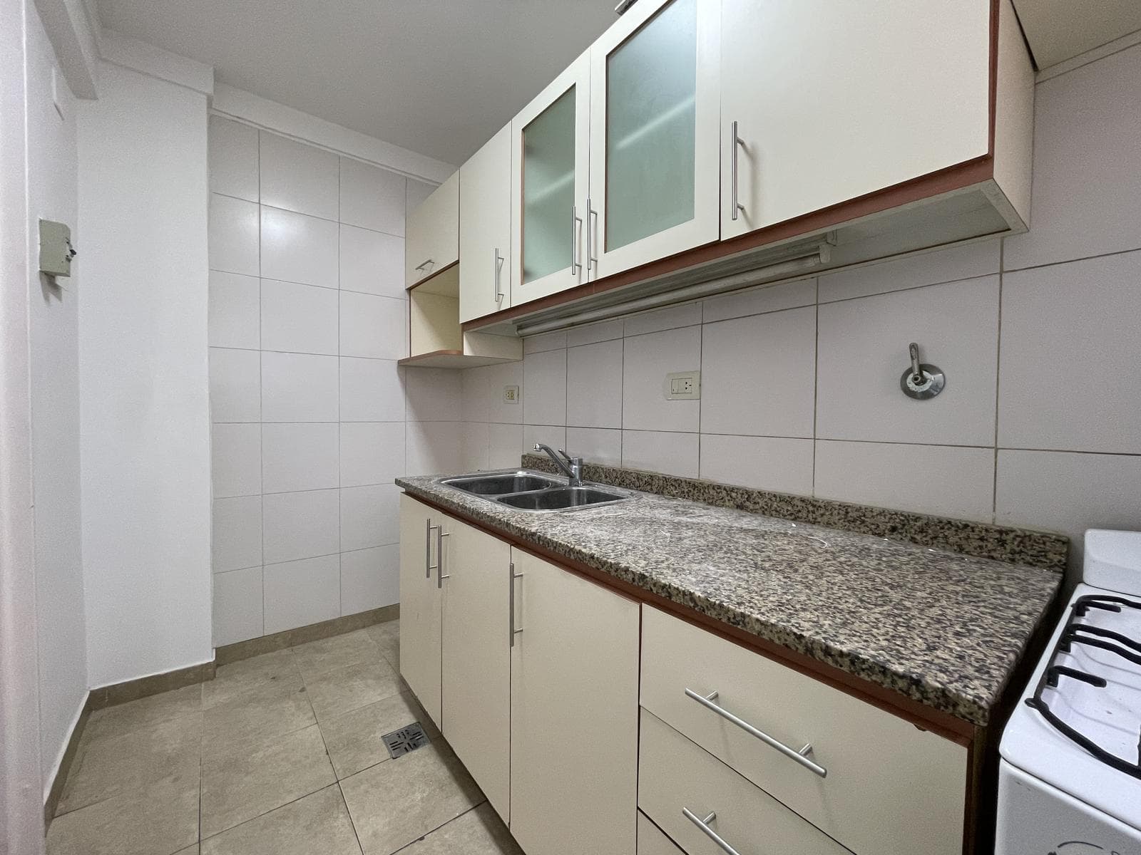 Arenales and Suipacha I 2 with I Apartment Prof. I
