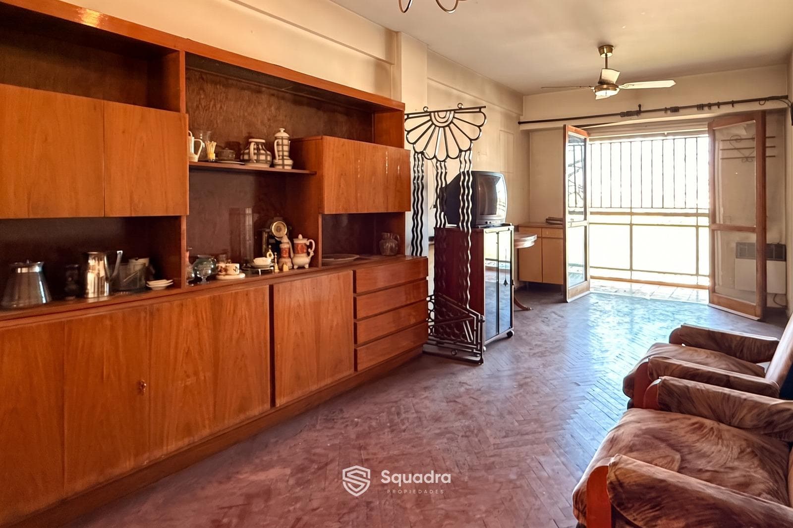 FOR SALE | TRADE - 2-bedroom apartment facing the street with a balcony - Echesortu, Rosario. QUALIFIES FOR A MORTGAGE.