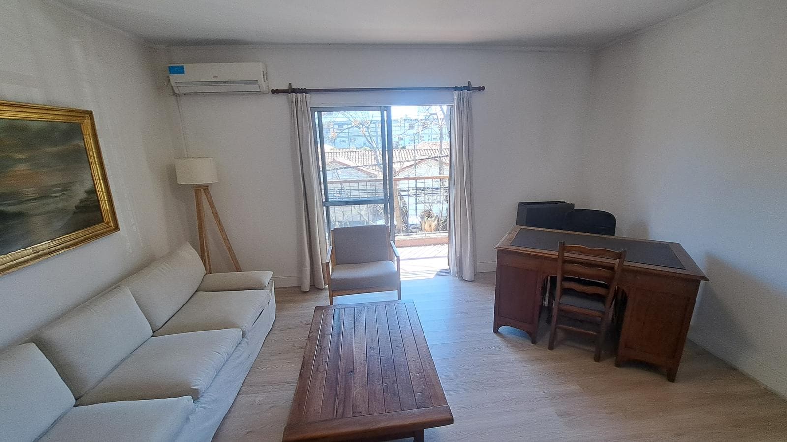 2-room apartment for rent in San Isidro with a balcony and garage
