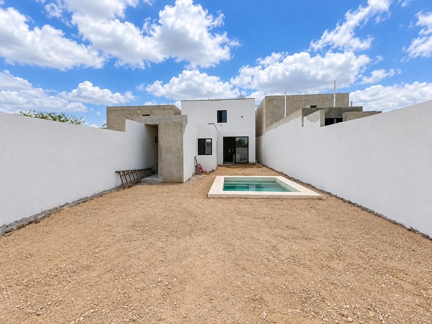 House for Sale in Dzityá | 3 Bedrooms and a Pool