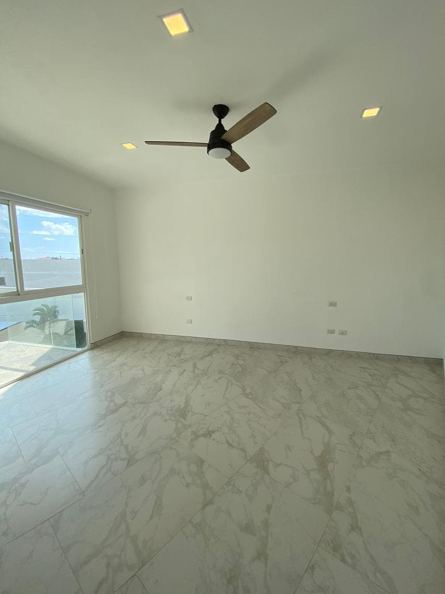 APARTMENT FOR RENT/SALE IN PALMARIS RESIDENTIAL COMPLEX, AV. HUAYACAN, CANCUN
