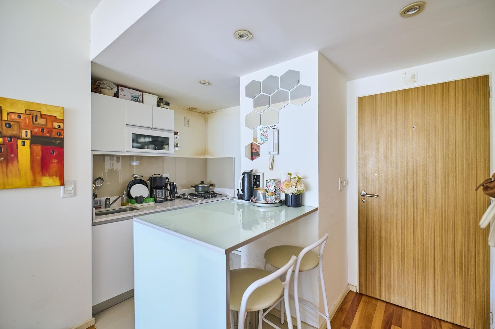 FOR SALE IN BELGRANO: STUDIO APARTMENT WITH SWIMMING POOL, GRILL, LAUNDRY, AND SAUNA—THIRD FLOOR, 35 m² WITH A 6 m² BALCONY