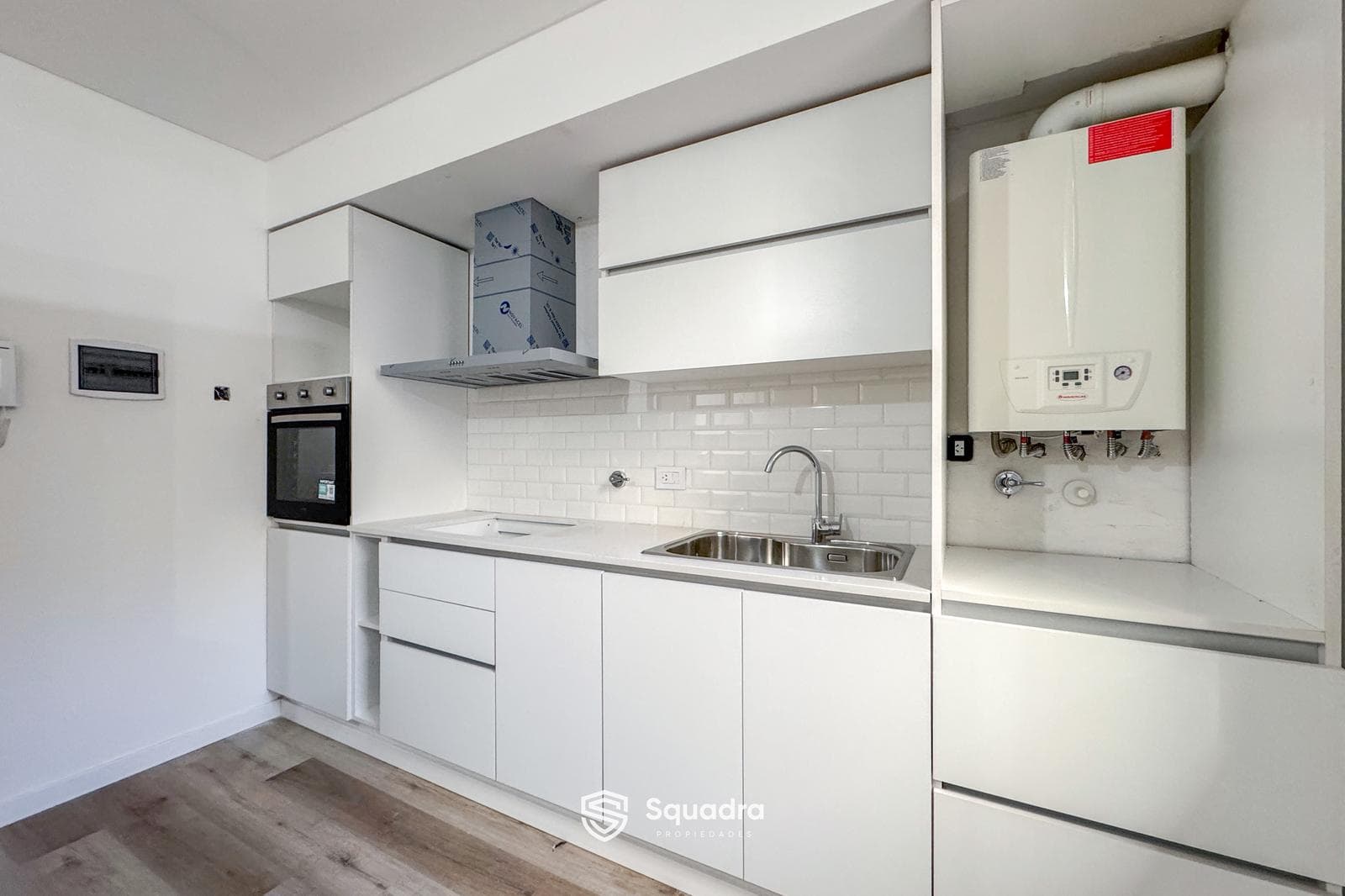FOR SALE - 3-bedroom triplex house with a versatile room and storage room - Abasto neighborhood, Rosario.