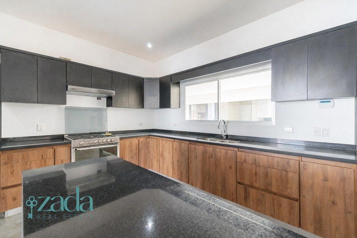 Casa en Venta en Zona del Uro – Privada Loreto, Carretera Nacional, Monterrey, N