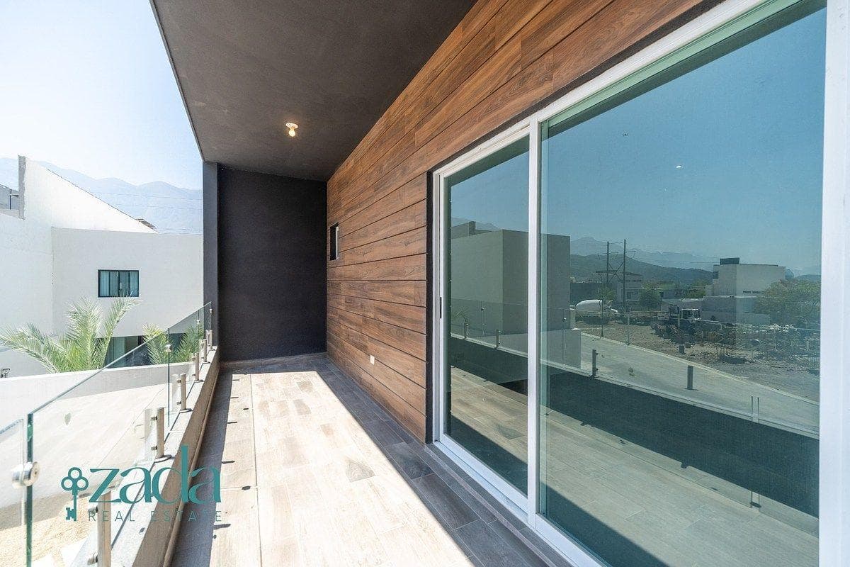 Casa en Venta en Zona del Uro – Privada Loreto, Carretera Nacional, Monterrey, N
