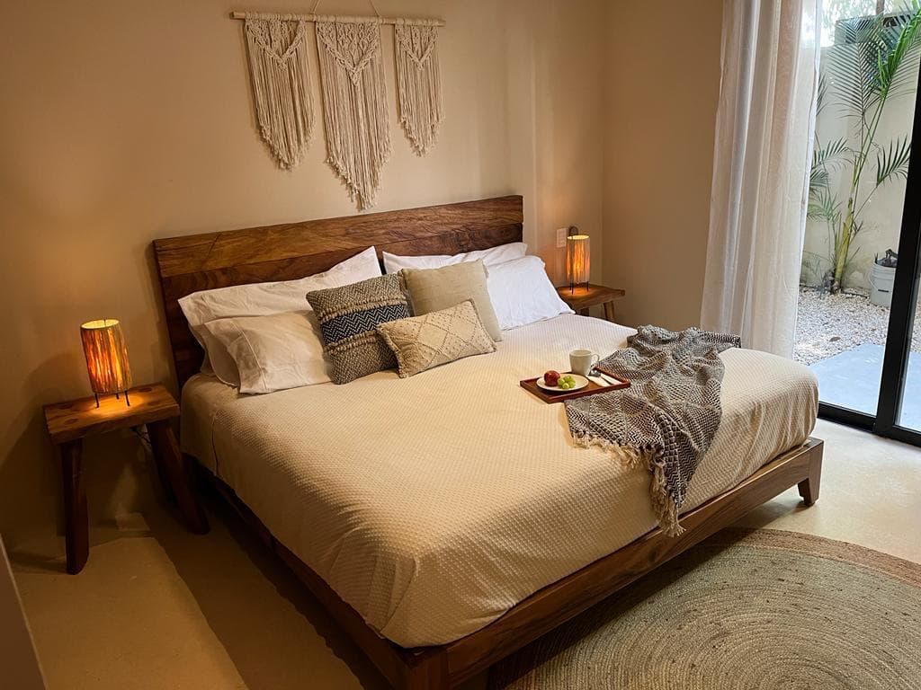FURNISHED APARTMENT FOR SALE IN TULUM, IDEAL FOR VACATION INVESTMENT AND HIGH CAPITAL APPRECIATION