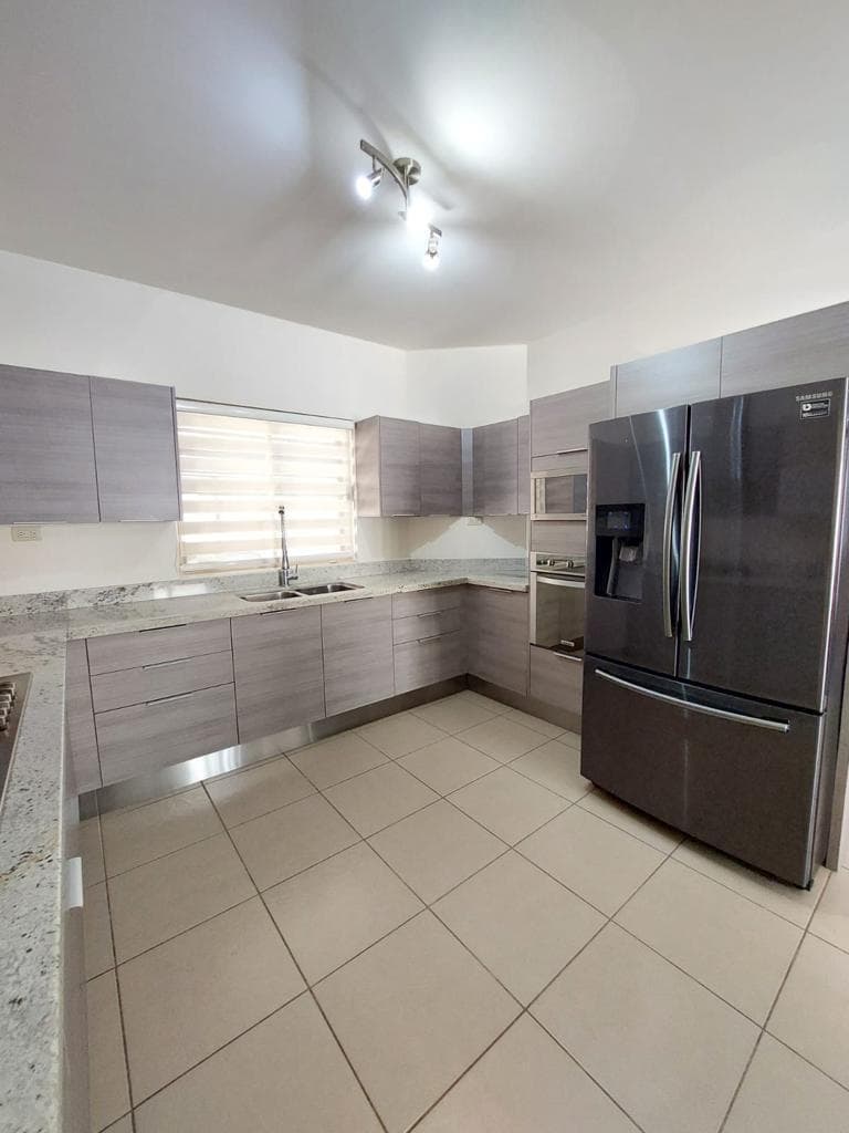 House for sale in Santa Bárbara Residencial, north of Hermosillo.