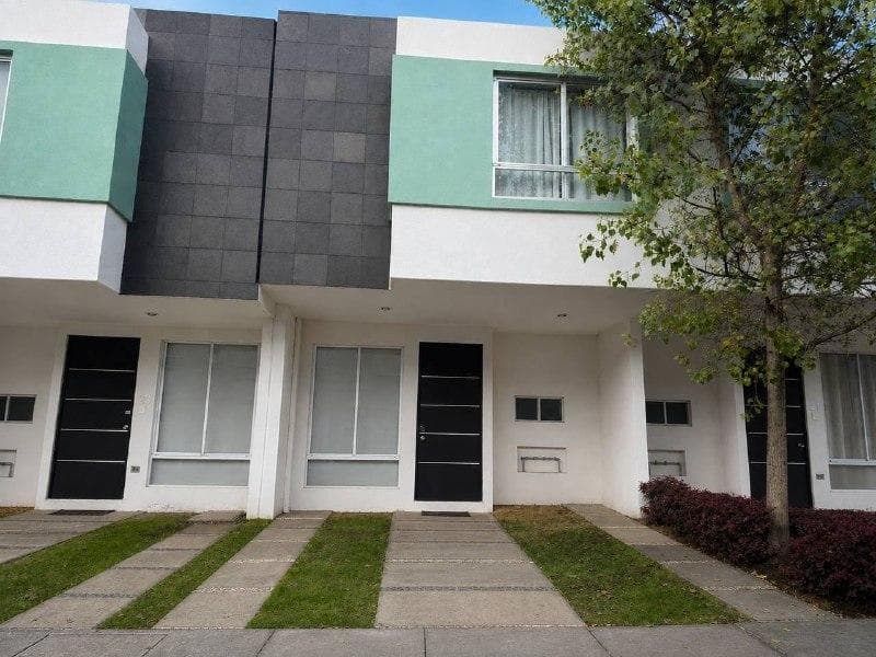 HOUSE FOR SALE IN ZINACANTEPEC, IDYLLIC MOUNTAINOUS AREA