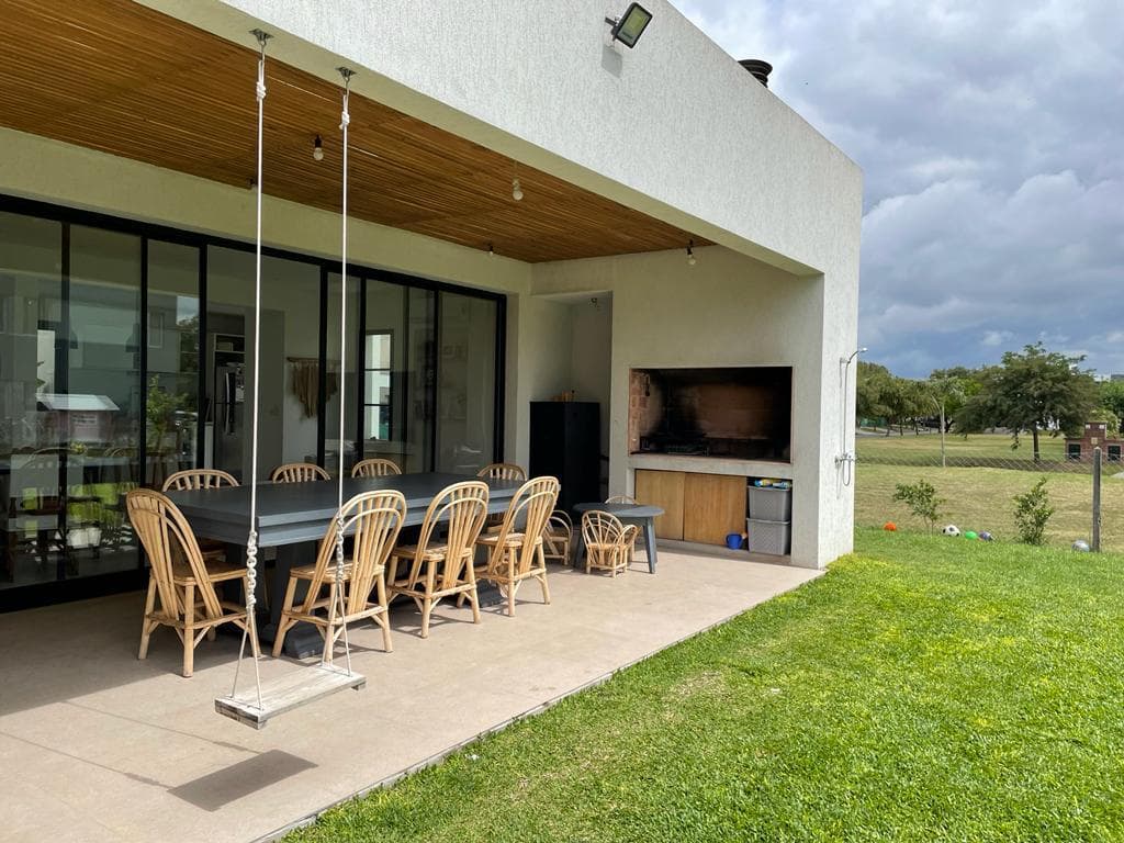 Vacation Rental for the Entire Month of January, Including New Year's - Bella Vista