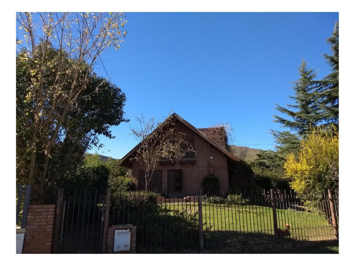 House for Sale in La Falda