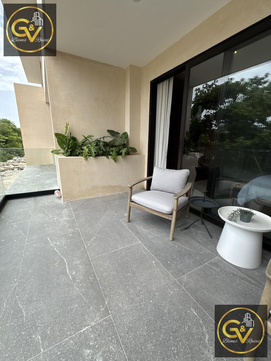 Departamento en Venta de 1 habitación en Puerto Morelos a pasos del Mar