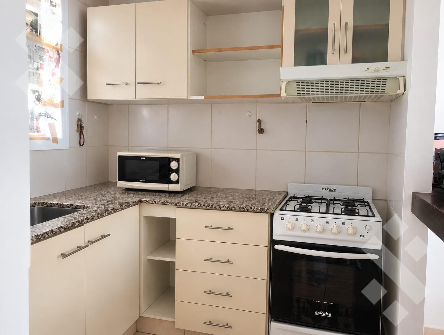 Corporate Rental: 2-Bedroom Duplex in Casco Viejo, Centenario