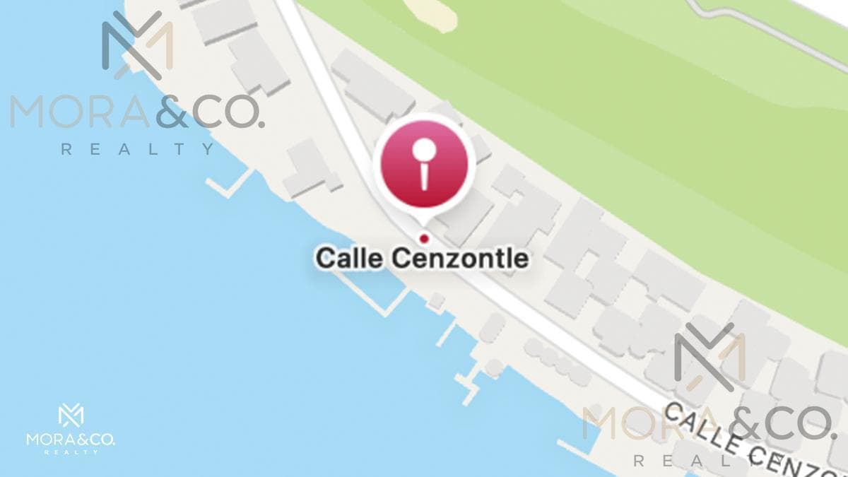 House for Sale or Rent in Cancún's Hotel Zone | Dock, Terrace, and 24/7 Security