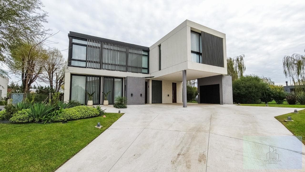 5-ROOM HOUSE - IN TERRALAGOS - CANNING - EZEIZA