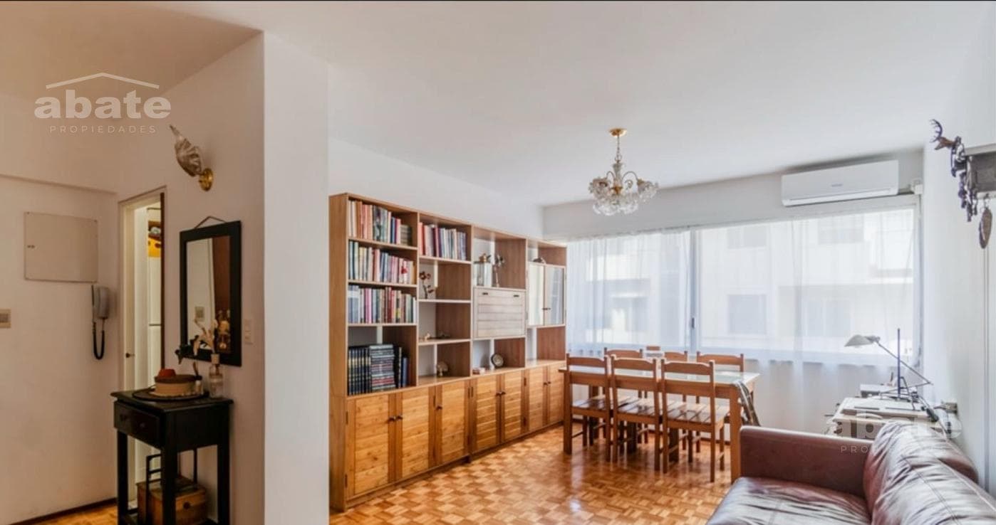 Impeccable 1-bedroom apartment for sale