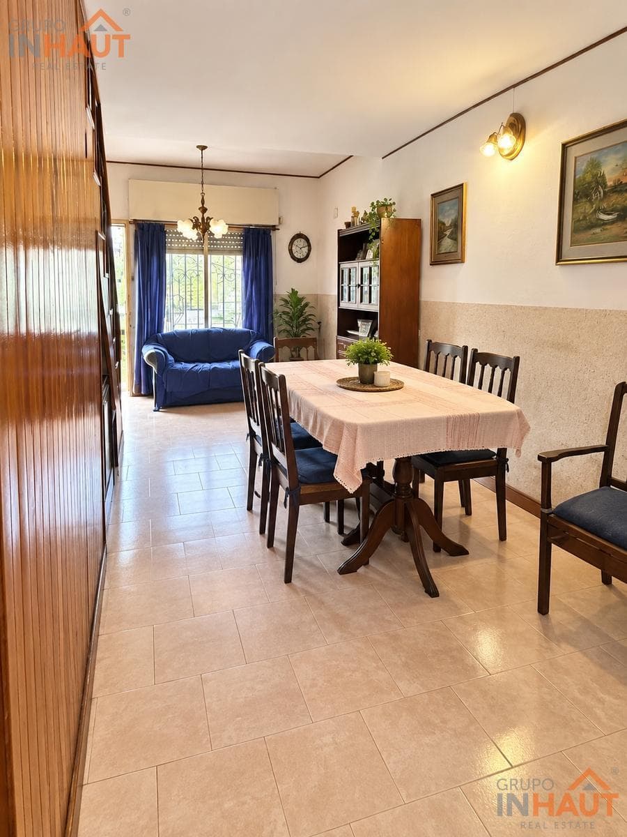 2-Bedroom Townhouse for Sale in Cipolletti